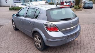 Opel Astra Astra H (L48), Hatchback 5-drs, 2004 / 2014 1.4 16V Twinport picture 5