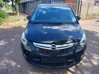 Opel Zafira Zafira Tourer (P12), MPV, 2011 / 2019 1.6 CDTI 16V ecoFLEX 136 picture 2