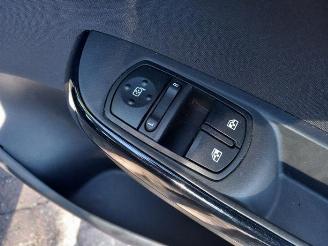 Opel Corsa-E Corsa E, Hatchback, 2014 1.2 16V picture 17