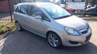 Vrakbiler auto Opel Zafira Zafira (M75), MPV, 2005 / 2015 2.2 16V Direct Ecotec 2008/7