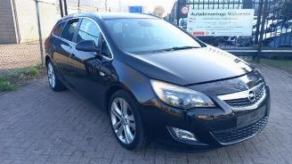 Dezmembrări autoturisme Opel Astra Astra J Sports Tourer (PD8/PE8/PF8), Combi, 2010 / 2015 1.4 Turbo 16V 2011/4