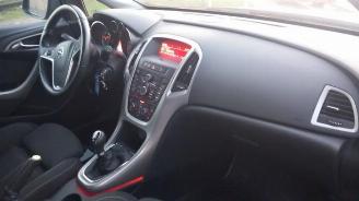 Opel Astra Astra J (PC6/PD6/PE6/PF6), Hatchback 5-drs, 2009 / 2015 1.4 Turbo 16V picture 9