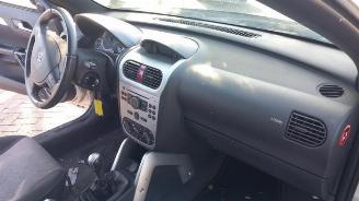Opel Tigra Tigra Twin Top, Cabrio, 2004 / 2010 1.4 16V picture 11