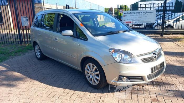 Opel Zafira Zafira (M75), MPV, 2005 / 2015 2.2 16V Direct Ecotec