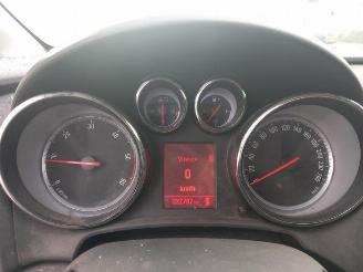 Opel Astra Astra J Sports Tourer (PD8/PE8/PF8), Combi, 2010 / 2015 1.7 CDTi 16V picture 31