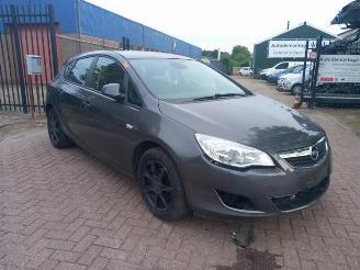 Sloopauto Opel Astra Astra J (PC6/PD6/PE6/PF6), Hatchback 5-drs, 2009 / 2015 1.6 16V Ecotec 2011/2