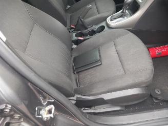 Opel Astra Astra J (PC6/PD6/PE6/PF6), Hatchback 5-drs, 2009 / 2015 1.6 16V Ecotec picture 13