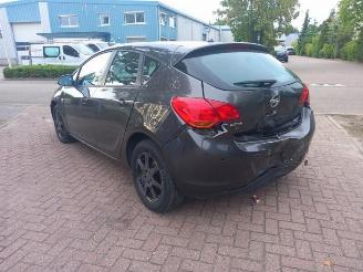 Opel Astra Astra J (PC6/PD6/PE6/PF6), Hatchback 5-drs, 2009 / 2015 1.6 16V Ecotec picture 5