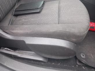 Opel Astra Astra J (PC6/PD6/PE6/PF6), Hatchback 5-drs, 2009 / 2015 1.6 16V Ecotec picture 14