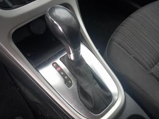 Opel Astra Astra J (PC6/PD6/PE6/PF6), Hatchback 5-drs, 2009 / 2015 1.6 16V Ecotec picture 21