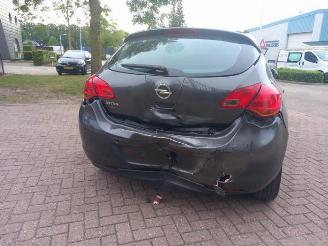 Opel Astra Astra J (PC6/PD6/PE6/PF6), Hatchback 5-drs, 2009 / 2015 1.6 16V Ecotec picture 6