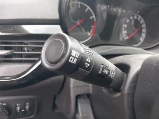 Opel Corsa-E Corsa E, Hatchback, 2014 1.0 SIDI Turbo 12V picture 14