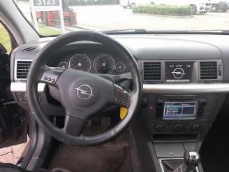 Opel Vectra Vectra C GTS, Hatchback 5-drs, 2002 / 2008 2.2 DIG 16V picture 18