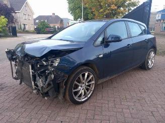 Opel Astra Astra J (PC6/PD6/PE6/PF6), Hatchback 5-drs, 2009 / 2015 1.4 Turbo 16V picture 3