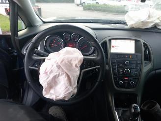 Opel Astra Astra J (PC6/PD6/PE6/PF6), Hatchback 5-drs, 2009 / 2015 1.4 Turbo 16V picture 11
