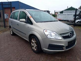 Sloopauto Opel Zafira Zafira (M75), MPV, 2005 / 2015 2.2 16V Direct Ecotec 2006/1