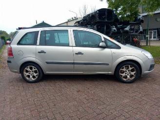 Opel Zafira Zafira (M75), MPV, 2005 / 2015 2.2 16V Direct Ecotec picture 8