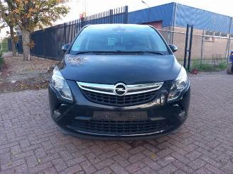 Opel Zafira Zafira Tourer (P12), MPV, 2011 / 2019 1.4 Turbo 16V Ecotec picture 2