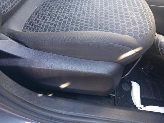 Opel Corsa-E Corsa E, Hatchback, 2014 / 2019 1.4 16V picture 14