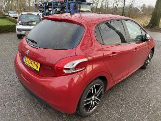 Peugeot 208 1.2 Style  5 Drs picture 5