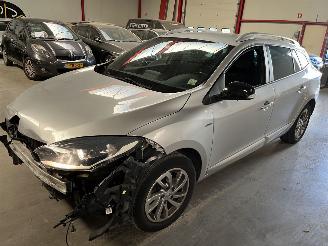 škoda osobní automobily Renault Megane Stationcar 1.2 TCE Limited 2015/3