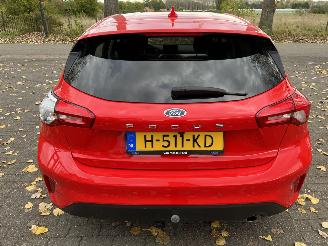 Ford Focus 1.0 Ecoboost Titanium Business  5 Drs picture 5