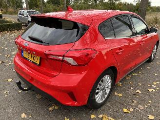 Ford Focus 1.0 Ecoboost Titanium Business  5 Drs picture 4