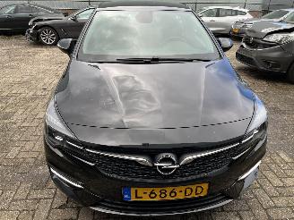 Opel Astra 1.2 Edition   HB picture 2