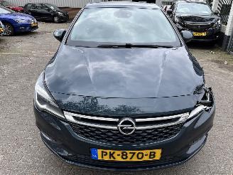 Opel Astra 1.0 Turbo Business +  5 Drs picture 2