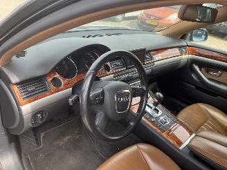 Audi A8 3.2 FSI  V6 picture 12