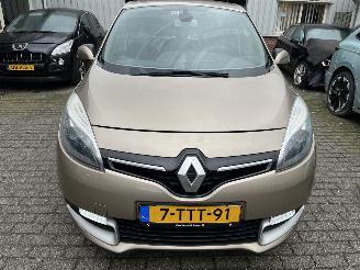 Renault Scenic 1.2 TCe picture 2