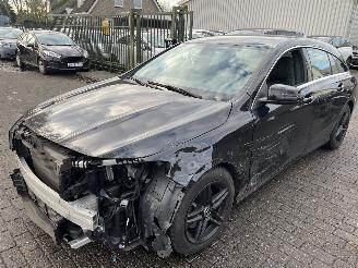 damaged passenger cars Mercedes Cla-klasse 180 Automaat Shooting Break   ( 30318 Km ) 2019/6