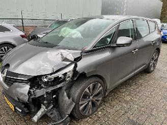 Voiture accidenté Renault Grand-scenic 1.3 TCE  Intens  Automaat 2019/6