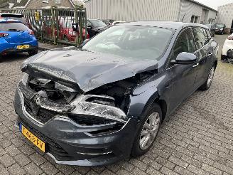 škoda osobní automobily Renault Mégane Stationcar  1.3 TCe  Equilibre 2023/6
