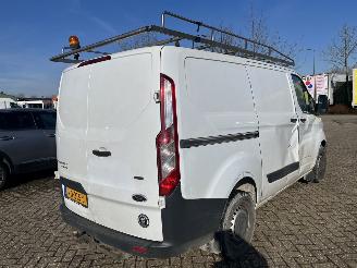 Ford Transit Custom 2.2 TDCI  L1H1 Ambiente picture 5