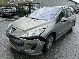 Voiture accidenté Peugeot 308 SW   1.6 VTI 2011/2