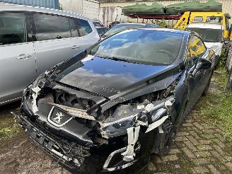 damaged passenger cars Peugeot 308 2.0 HDiF  Feline Cabriolet 2013/8