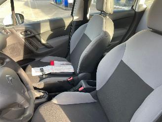 Citroën C3 1.0 VTi  Attraction picture 10