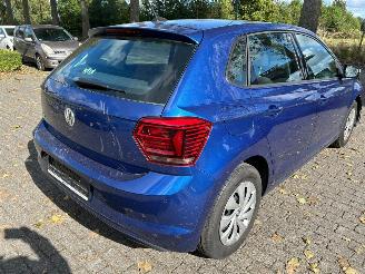 Volkswagen Polo 1.0   5 Drs picture 4