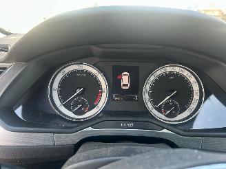 Skoda Superb Stationcar 2.0 TDI  Automaat picture 10