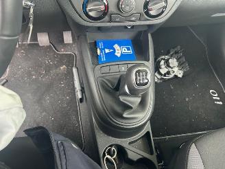Hyundai I-10 1.0 Comfort picture 12