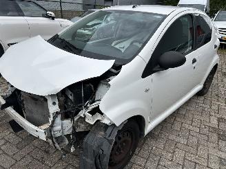 škoda osobní automobily Toyota Aygo 1.0 VVT-I Access  5 Drs 2014/5