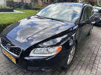 Unfallwagen Volvo V-70 1.6  T4  Automaat Limited Edition 2012/1