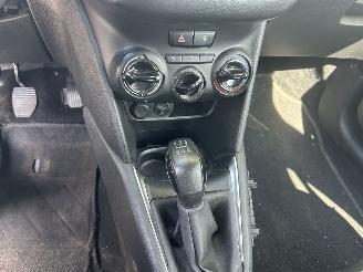 Peugeot 208 1.6 Blue HDI picture 13