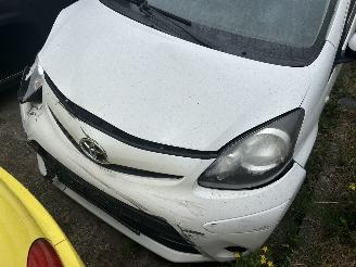 škoda osobní automobily Toyota Aygo 1.0 2013/8