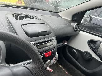 Toyota Aygo 1.0 picture 6