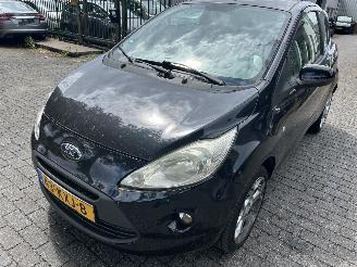 damaged passenger cars Ford Ka 1.2 Titanium 2010/2