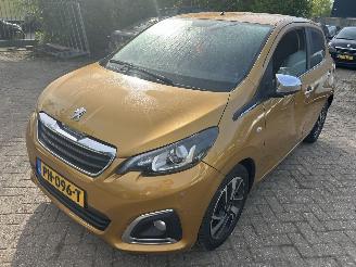 uszkodzony samochody osobowe Peugeot 108 1.0e-VTI  Collection 2017/6
