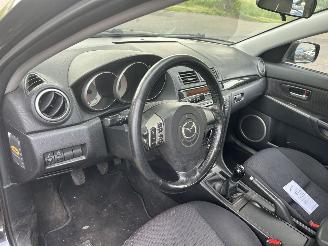Mazda 3 1.6 picture 8