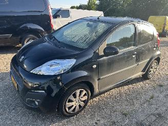  Peugeot 107 1.0-12V  Active  5 Drs - Airco 2014/5
